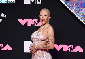 Doja Cat / DojaCat nude photo #0959