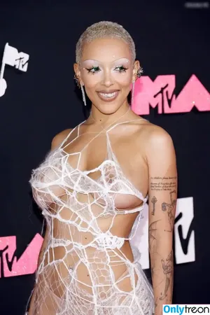 Doja Cat / DojaCat nude photo #0966