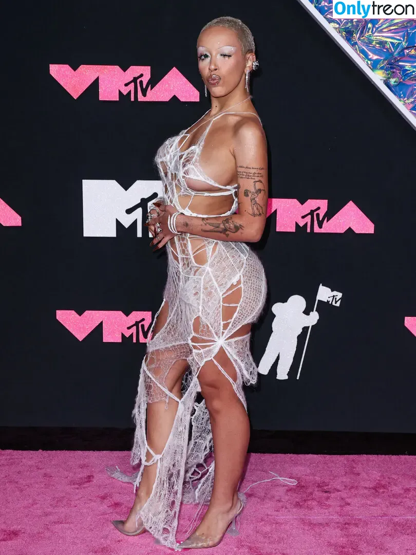 Doja Cat nude photo #0606 (DojaCat)