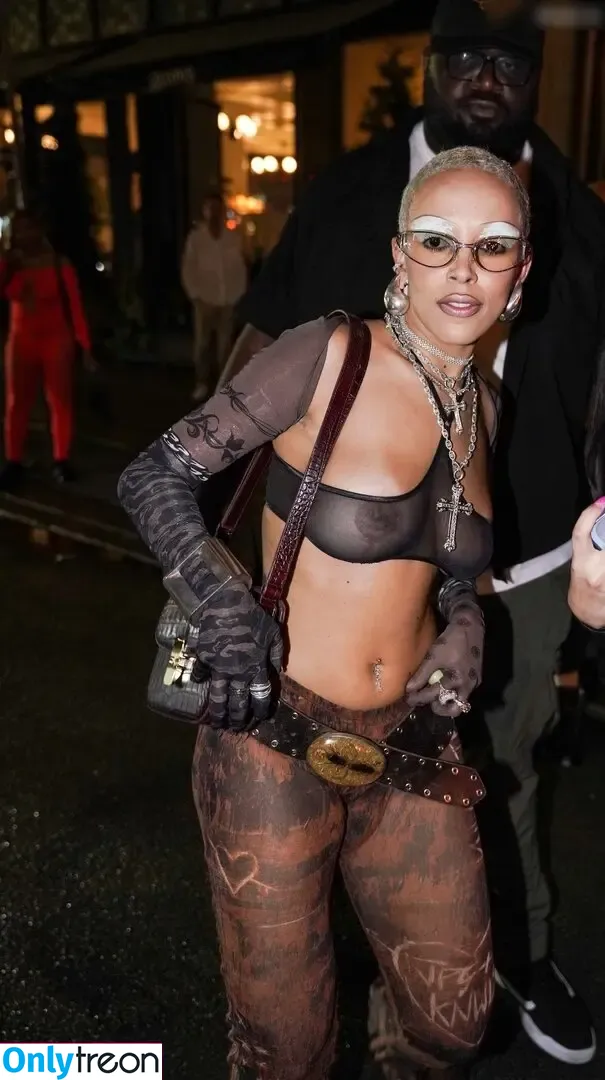 Doja Cat nude photo #0934 (DojaCat)