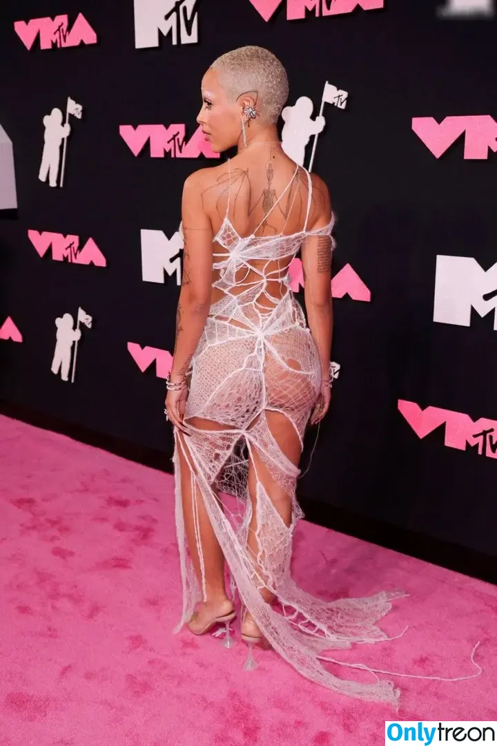 Doja Cat nude photo #0943 (DojaCat)