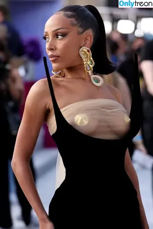 Doja Cat / DojaCat nude photo #1062