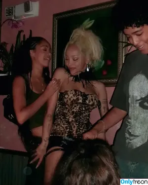 Doja Cat / DojaCat nude photo #1695