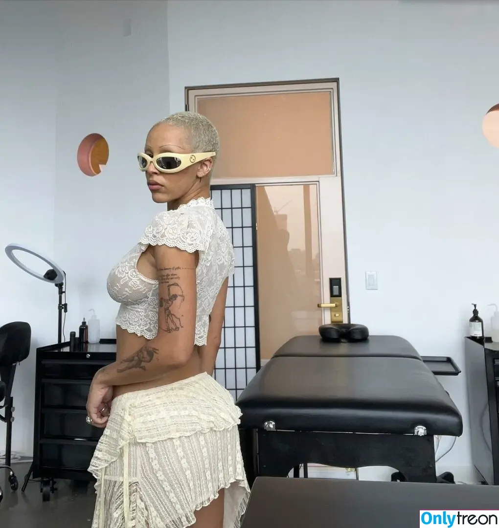 Doja Cat nude photo #1007 (DojaCat)