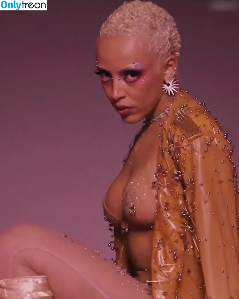 Doja Cat nude photo #1042 (DojaCat)