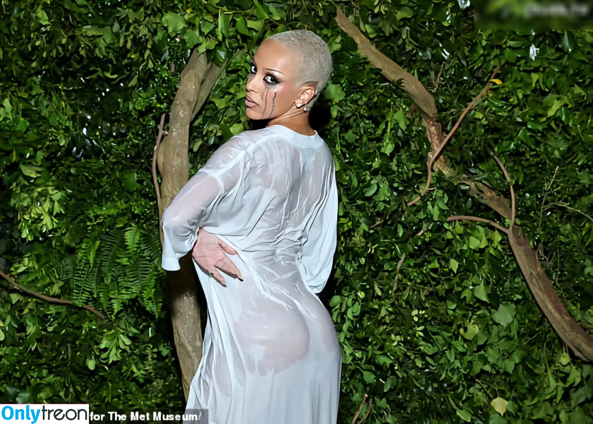 Doja Cat nude photo #1150 (DojaCat)