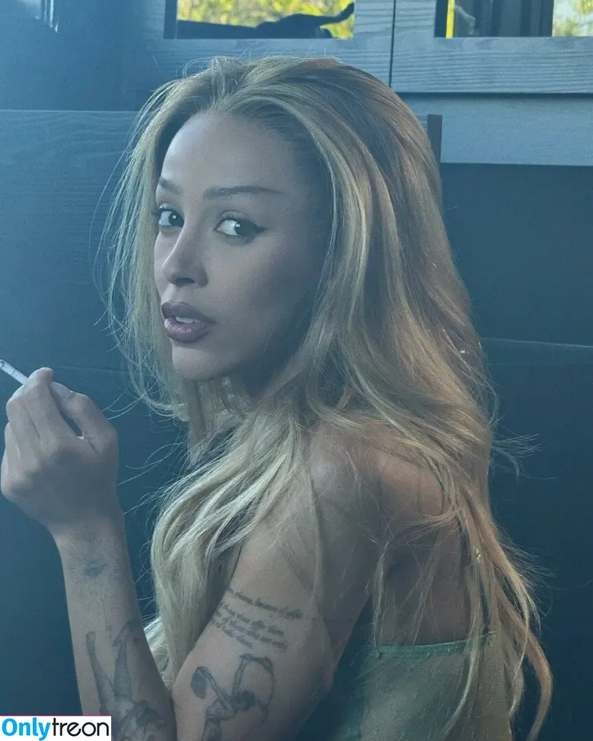 Doja Cat nude photo #1415 (DojaCat)