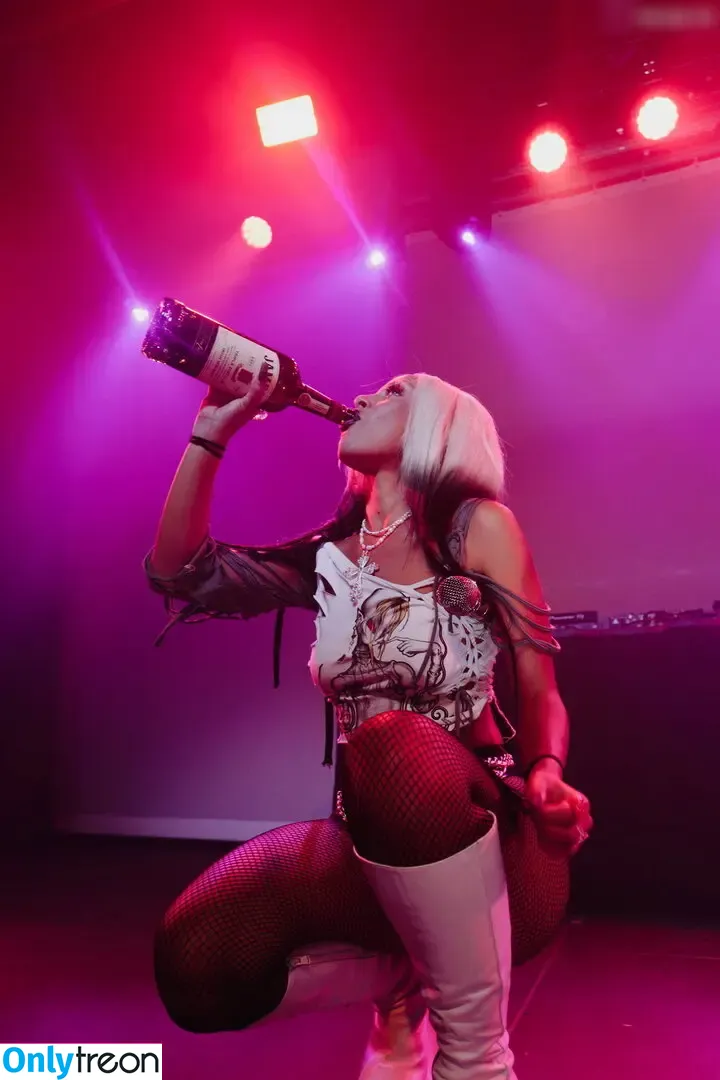 Doja Cat nude photo #1684 (DojaCat)