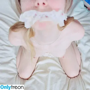 dolliloli / dollilolii nude photo #0028