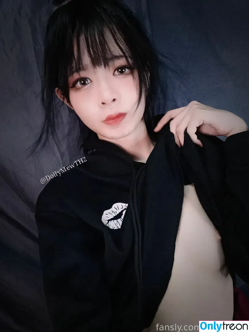 DollyMew nude photo #0039 (dollymewth / dollymewth2)