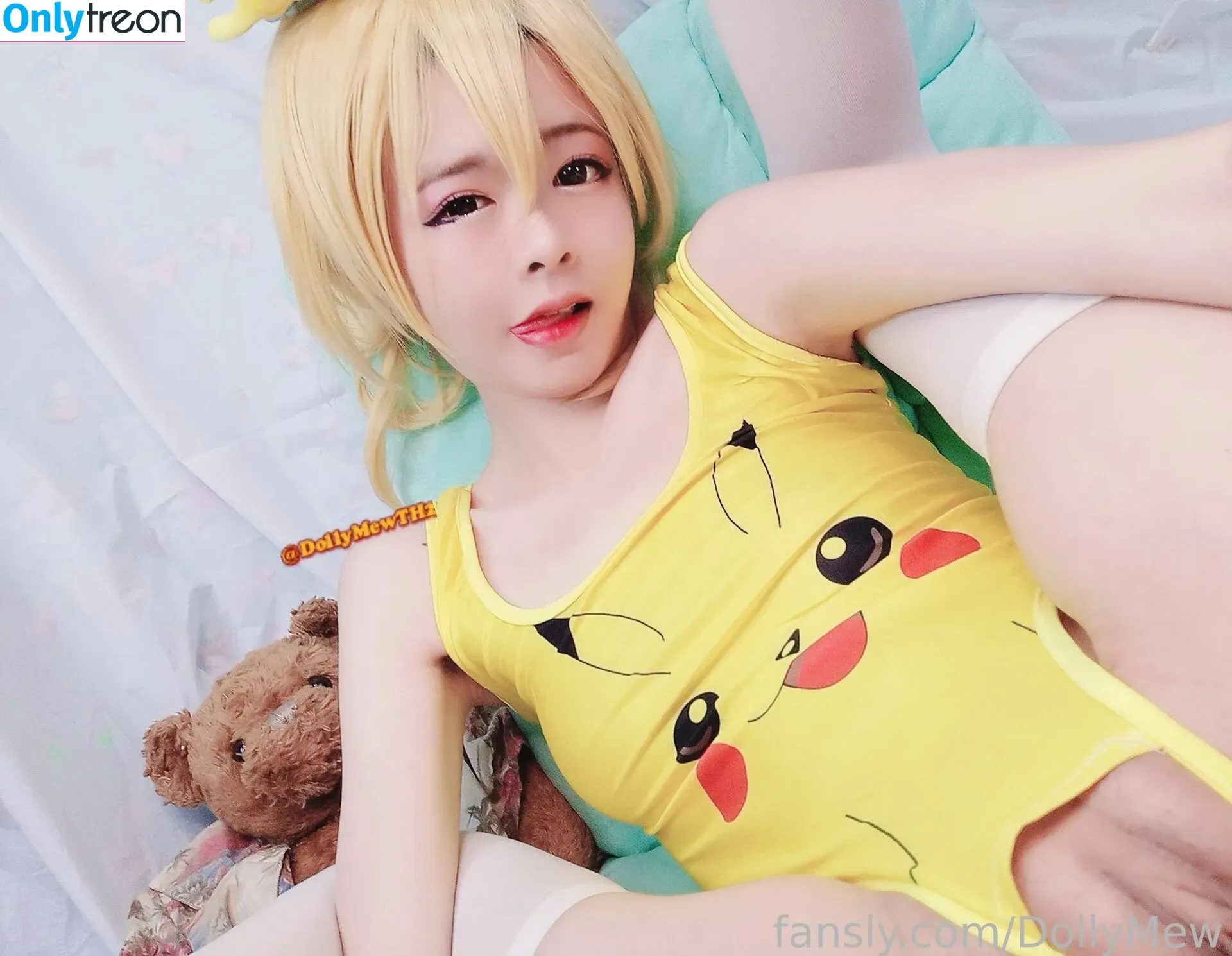 DollyMew nude photo #0057 (dollymewth / dollymewth2)