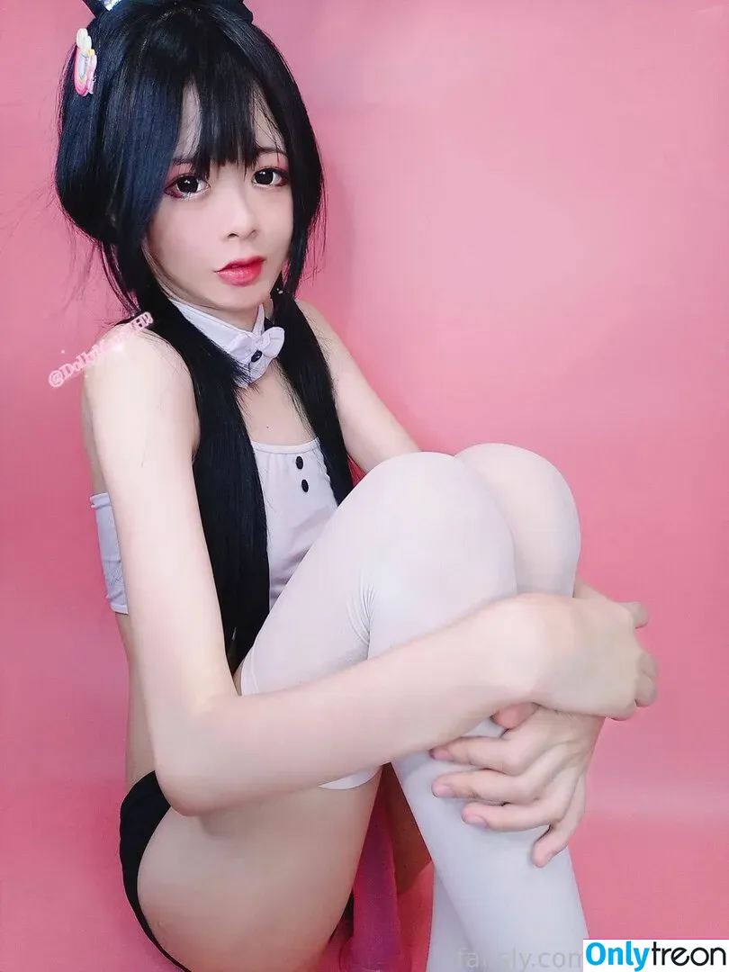 DollyMew nude photo #0098 (dollymewth / dollymewth2)
