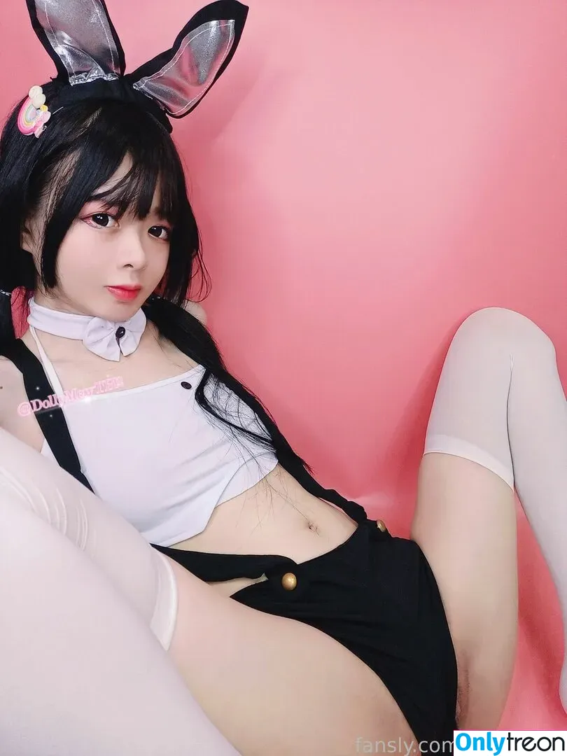 DollyMew nude photo #0101 (dollymewth / dollymewth2)
