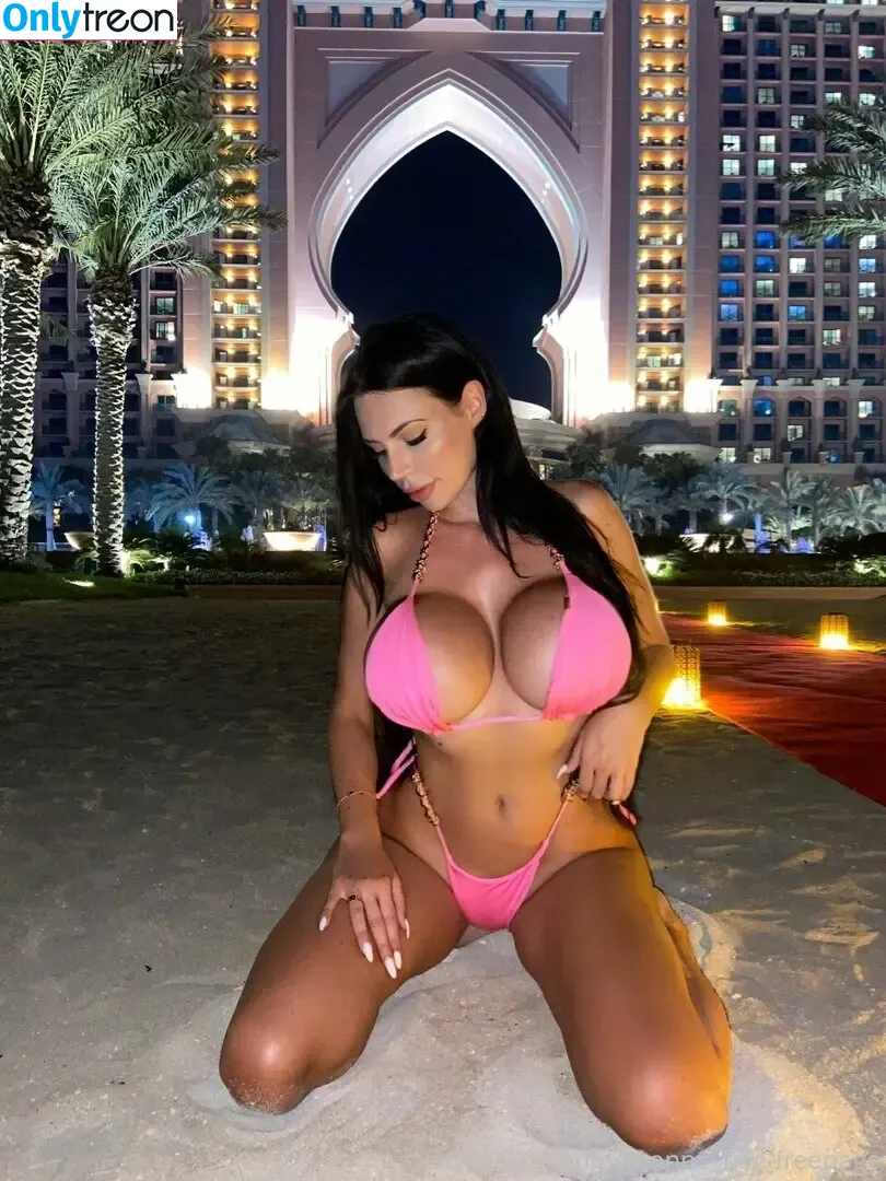 domme_yvonne nude photo #0002 (its_mejames0)