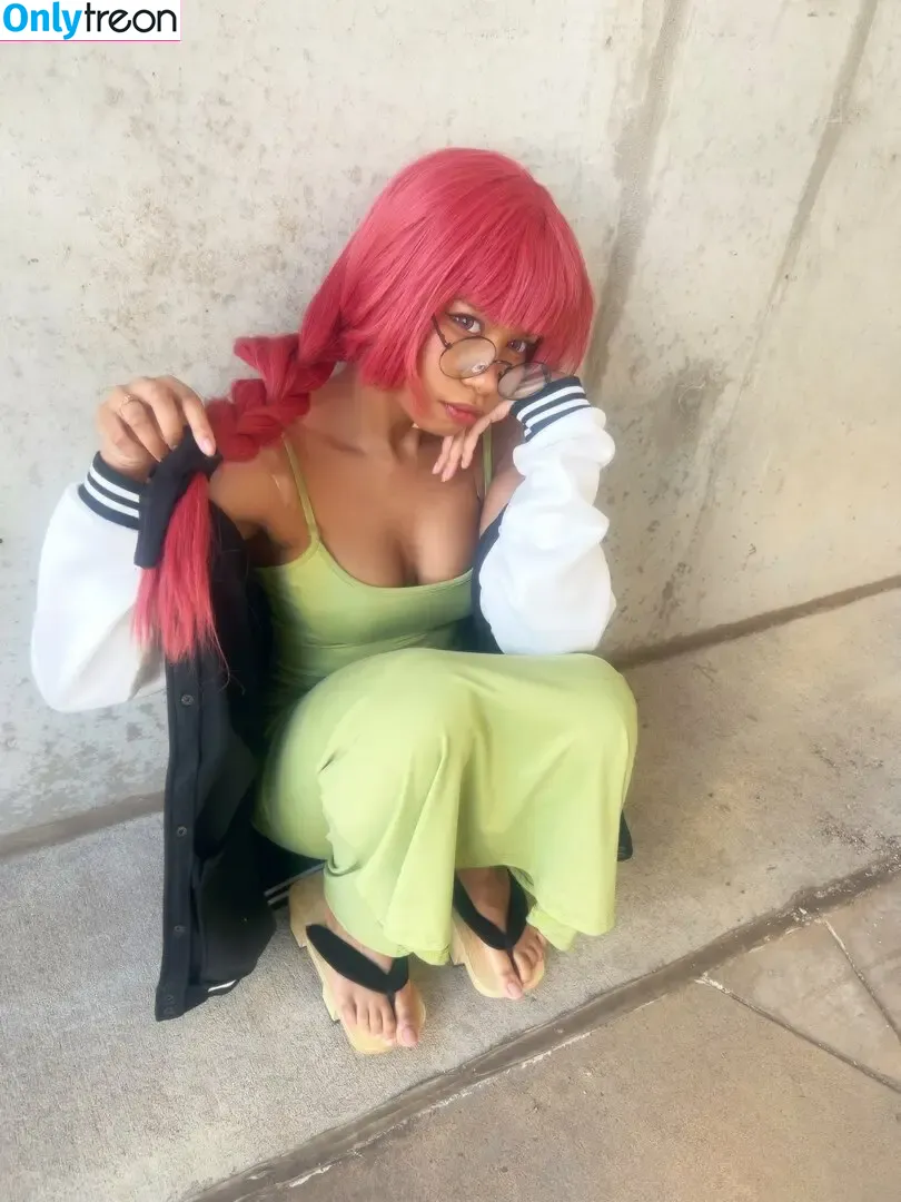 Domolambic nude photo #0019 (Bricky)