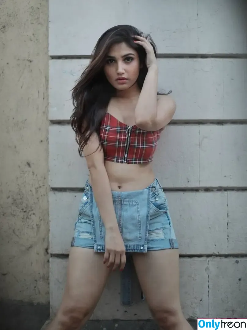 Donal Bisht nude photo #0025 (bisht / donalbisht)