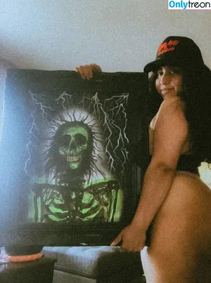 Doomvana nude photo #0015