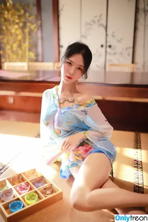  nude photo #0130