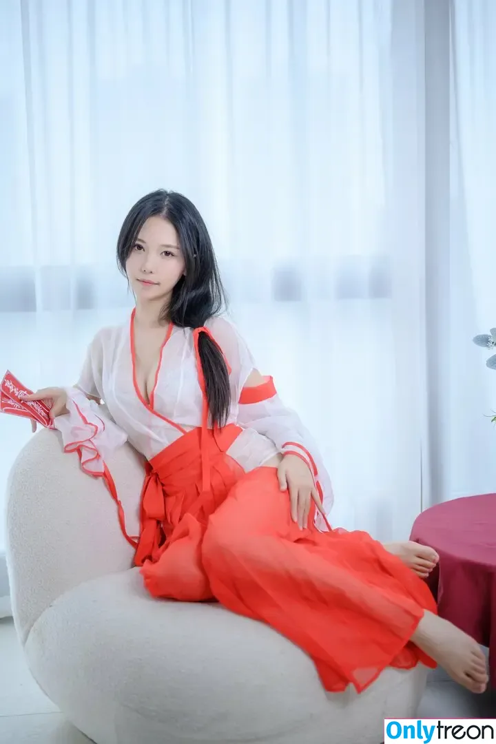 Dou Niang_li Shi 抖娘-利世 nude photo #0219 (Dou Niang_li Shi 抖娘-利世)