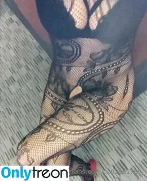  nude photo #0007