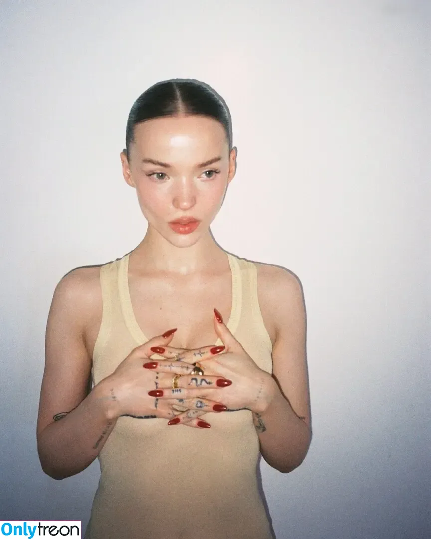 Dove Cameron nude photo #0305 (darkwingdove / dovecameron)