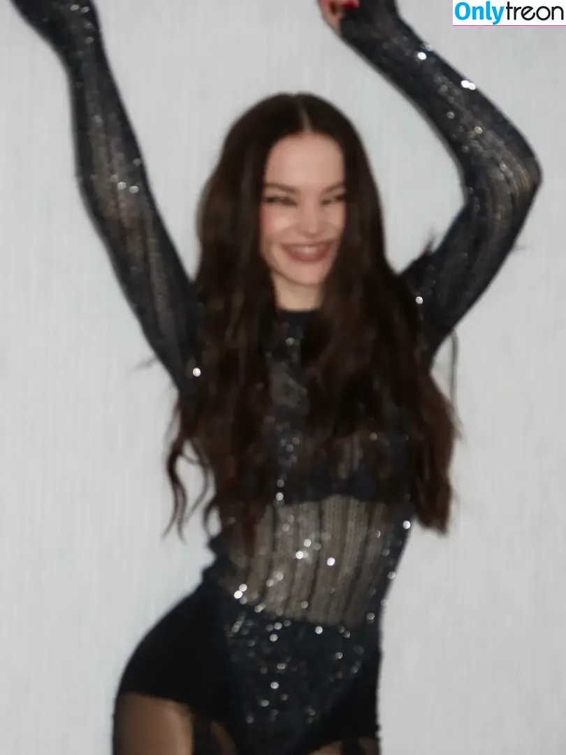 Dove Cameron nude photo #0337 (darkwingdove / dovecameron)
