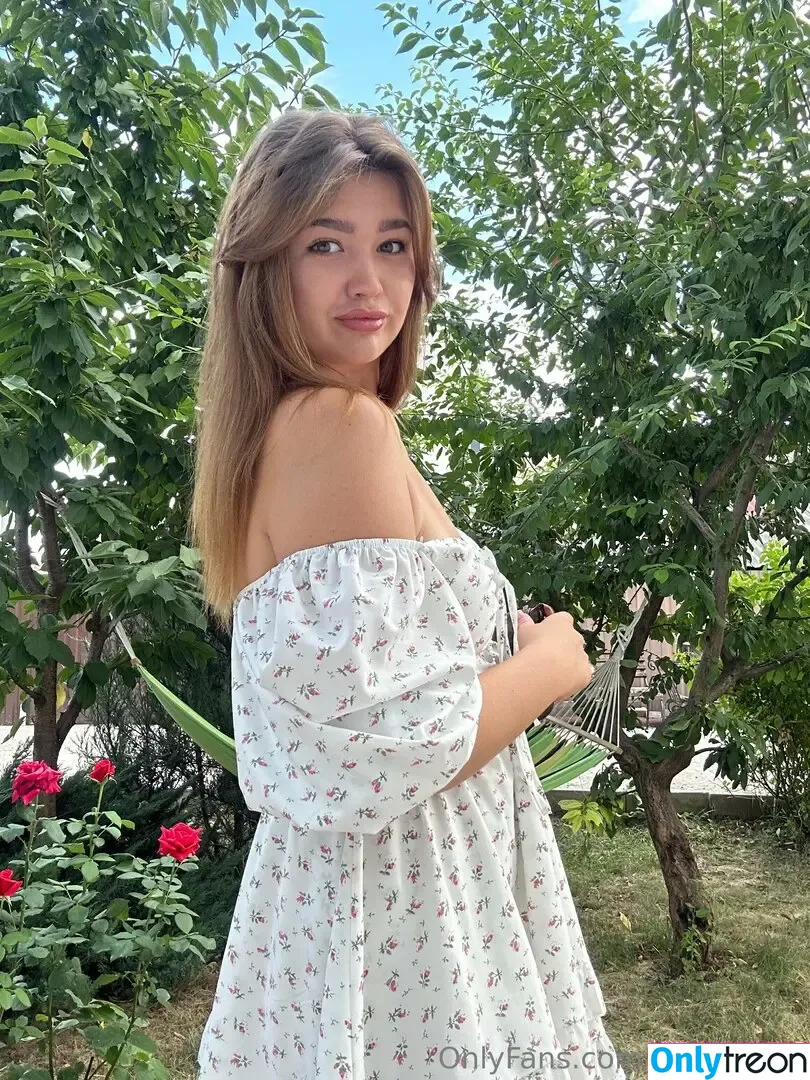 dr_daniela nude photo #0031 (dr_daniela)