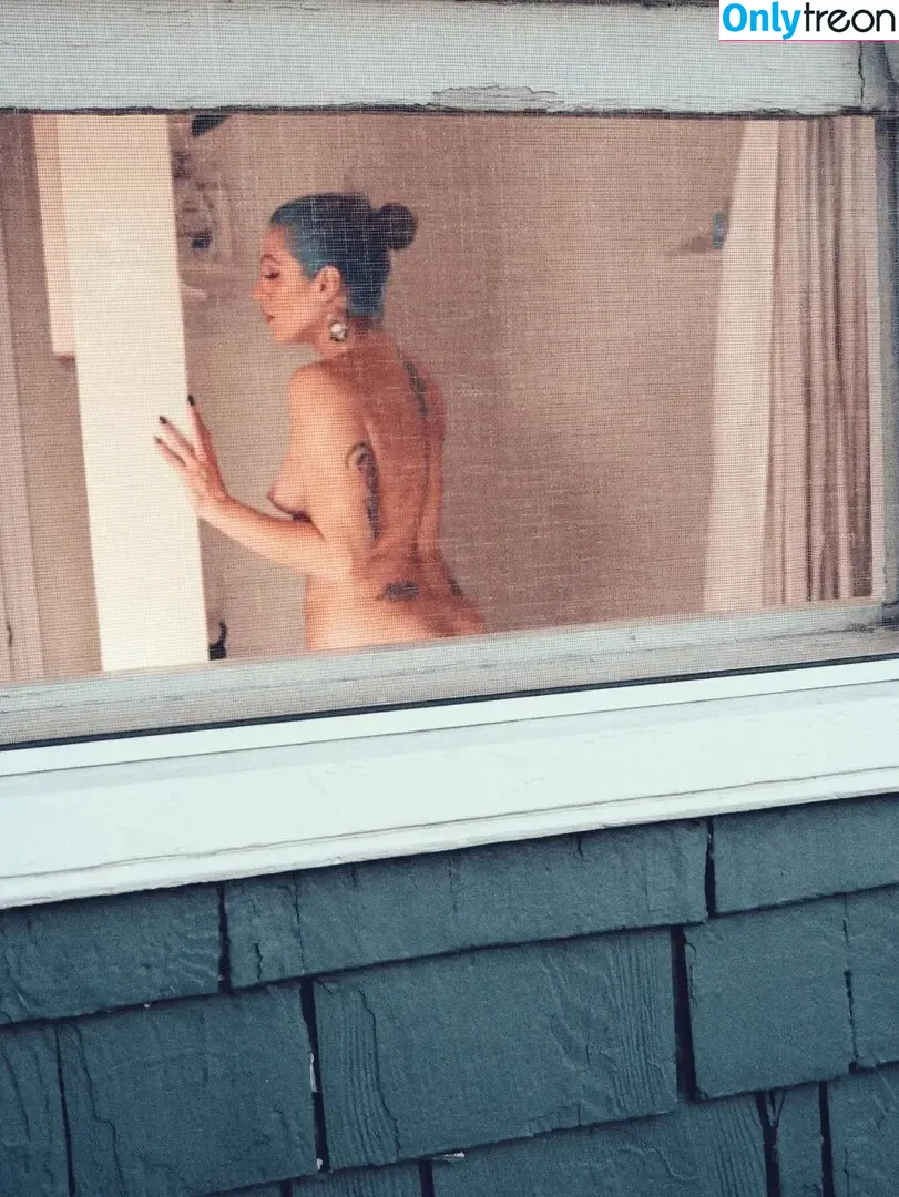 Dr. Timaree Leigh nude photo #0019 (drtimaree / honeytree.evileye / timbalingling)