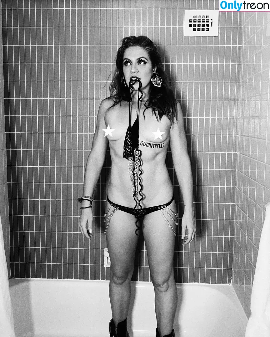 Dr. Timaree Leigh nude photo #0052 (drtimaree / honeytree.evileye / timbalingling)