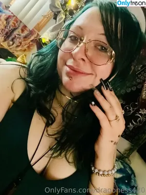  nude photo #0002