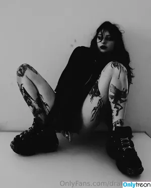 draken_lady / Lust Dragon / iamthedragonlady / yo-landi_black nude photo #0098