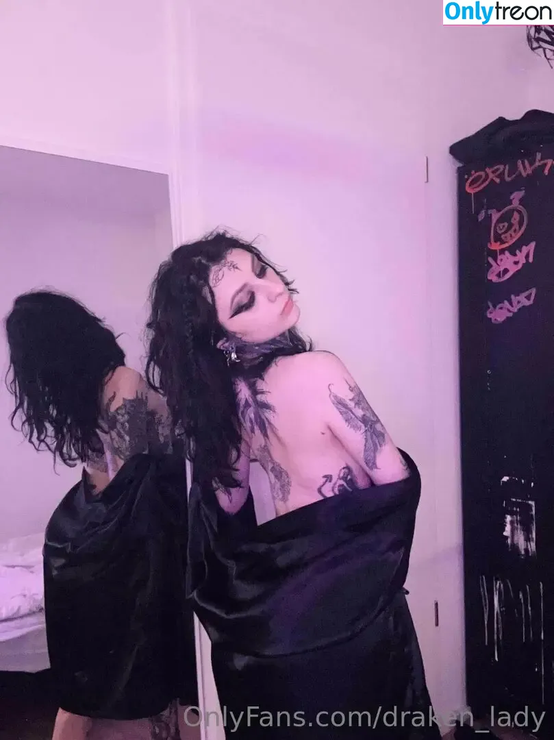 draken_lady nude photo #0474 (Lust Dragon / iamthedragonlady / yo-landi_black)