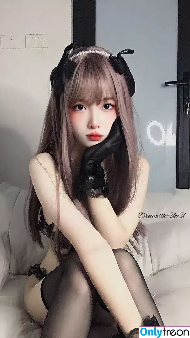 DreamlikeUwU nude photo #0147 (dreamymoo / nba_jujuu)