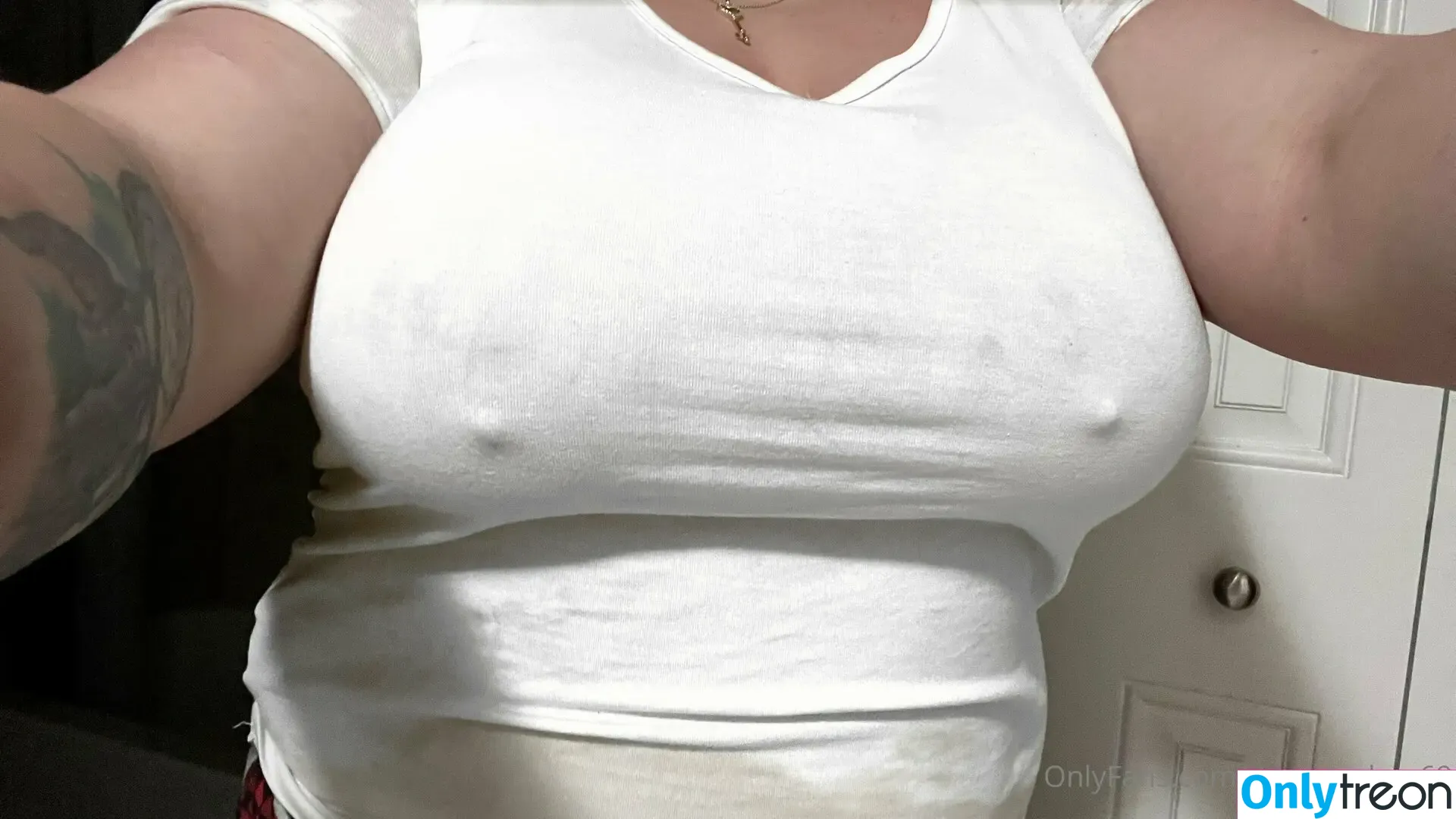 dreamvelma69 nude photo #0046 (randymsapoetra)