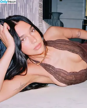Dua Lipa / dualipa / newsong nude photo #9566