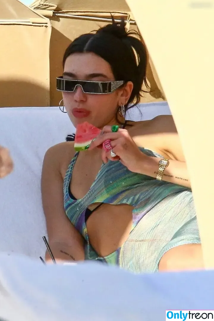 Dua Lipa nude photo #9300 (dualipa / newsong)
