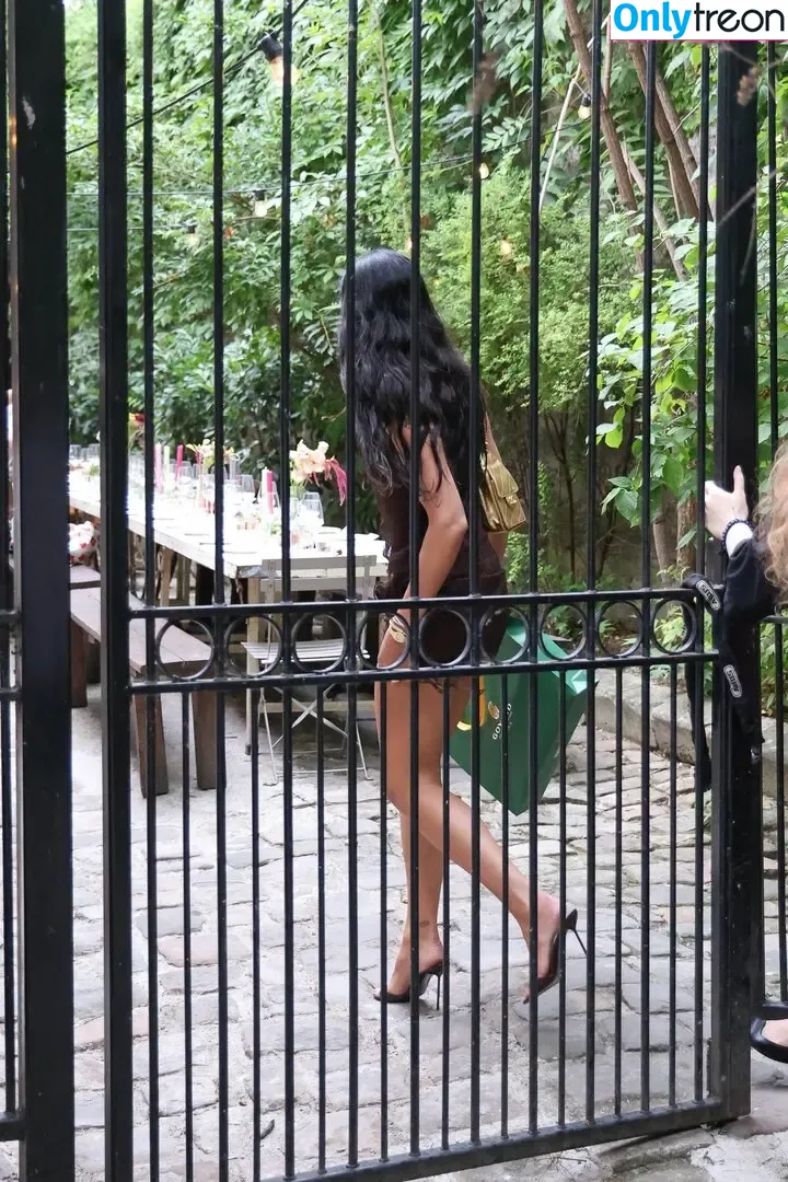 Dua Lipa nude photo #9339 (dualipa / newsong)