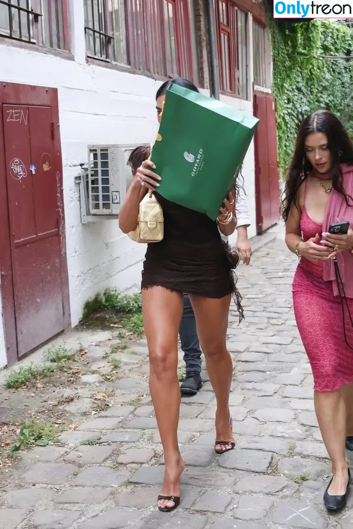 Dua Lipa nude photo #9360 (dualipa / newsong)