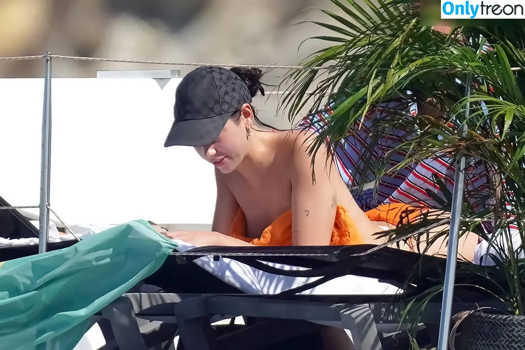 Dua Lipa nude photo #9382 (dualipa / newsong)