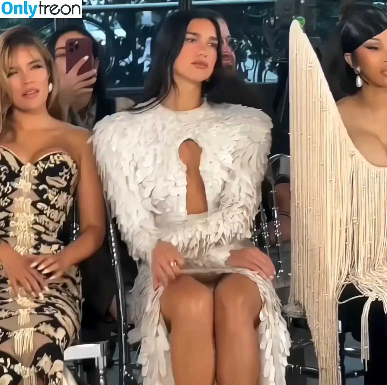 Dua Lipa nude photo #9399 (dualipa / newsong)