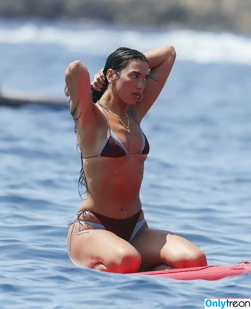 Dua Lipa nude photo #9539 (dualipa / newsong)