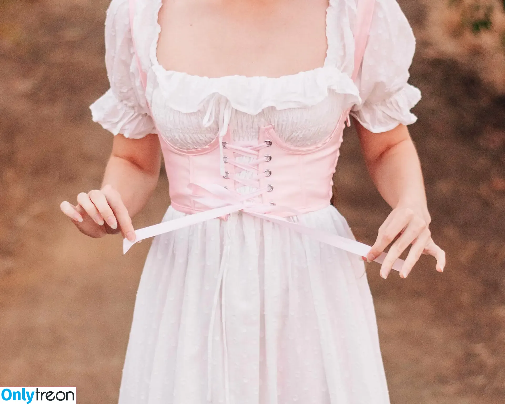 duchess.satine nude photo #0041 (duchess.satine)