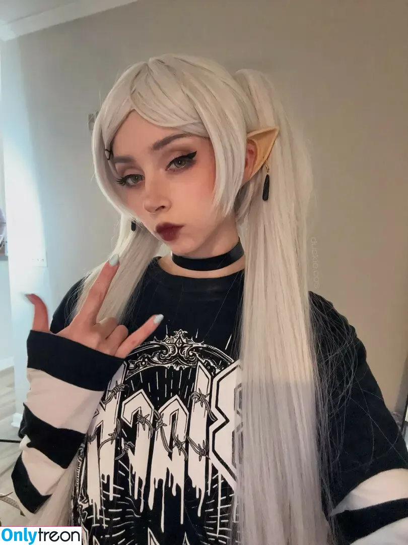 Duckie.Cos nude photo #0321 (Lexi / darlingducky / duckie_cos)