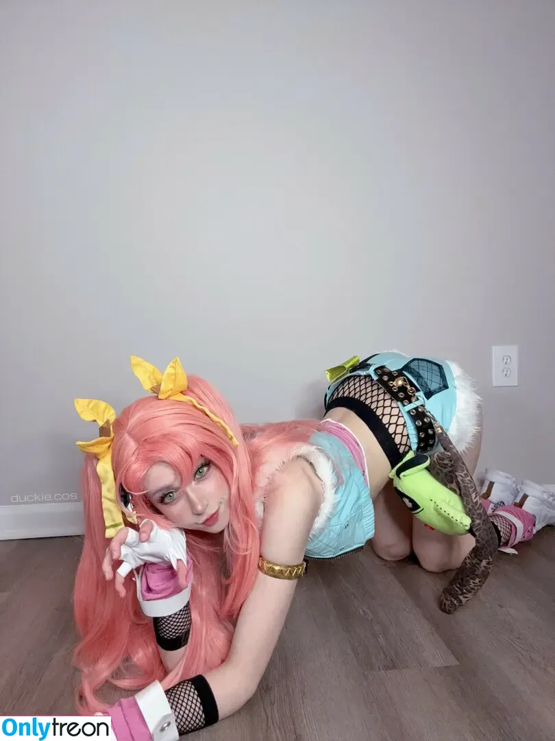 Duckie.Cos nude photo #0338 (Lexi / darlingducky / duckie_cos)