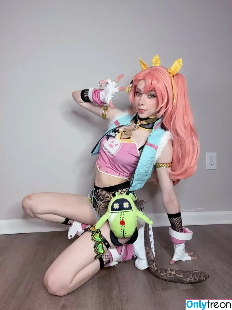 Duckie.Cos nude photo #0339 (Lexi / darlingducky / duckie_cos)