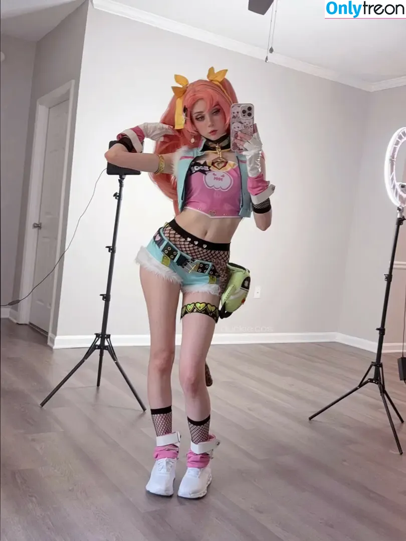 Duckie.Cos nude photo #0340 (Lexi / darlingducky / duckie_cos)