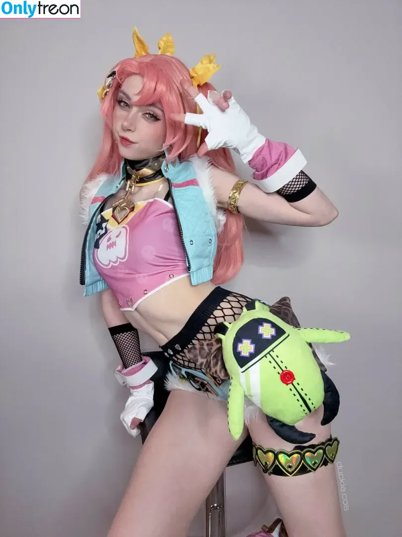 Duckie.Cos nude photo #0347 (Lexi / darlingducky / duckie_cos)