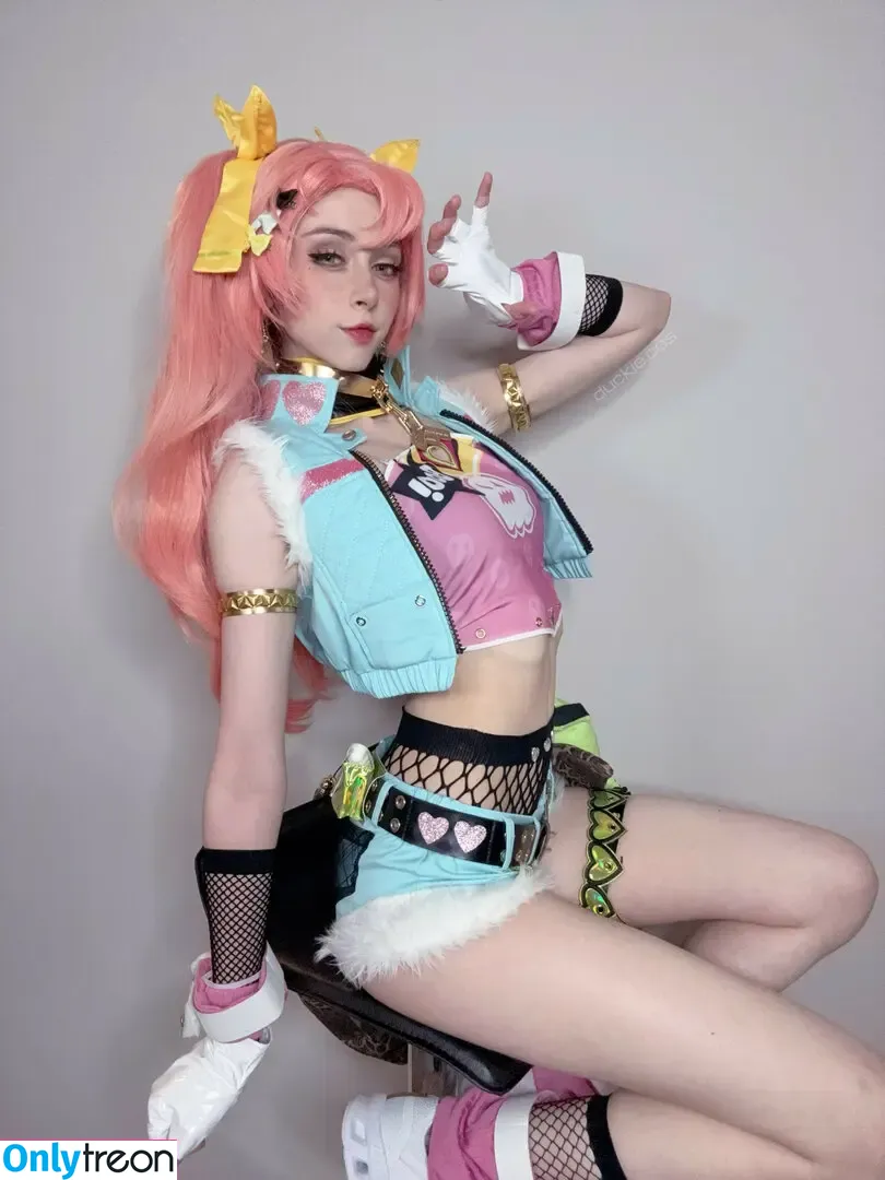 Duckie.Cos nude photo #0349 (Lexi / darlingducky / duckie_cos)