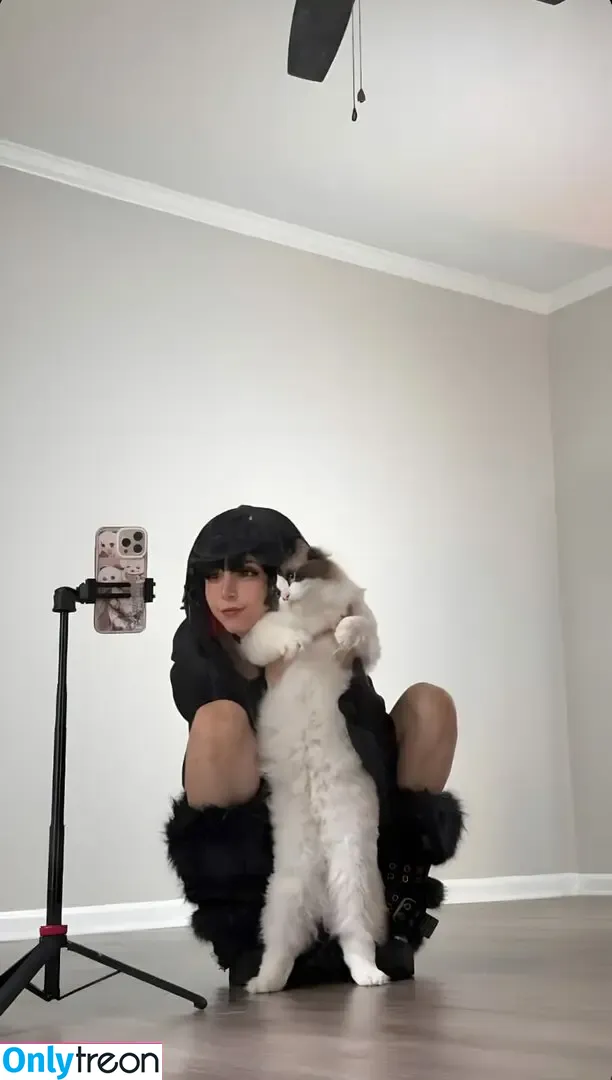 Duckie.Cos nude photo #0380 (Lexi / darlingducky / duckie_cos)