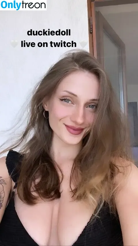Duckiedoll nude photo #0030 (Duckiedoll)
